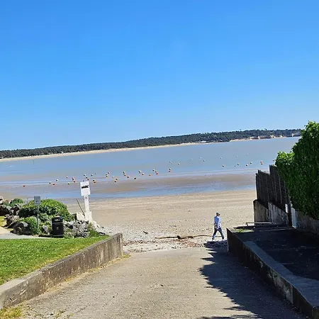 La Dolce Cocon Climatise Avec Terrasse Proche Royan Holiday home Semussac